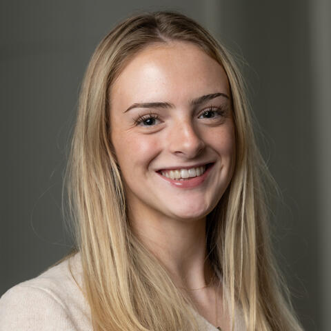 Dr. Sarah Elzinga